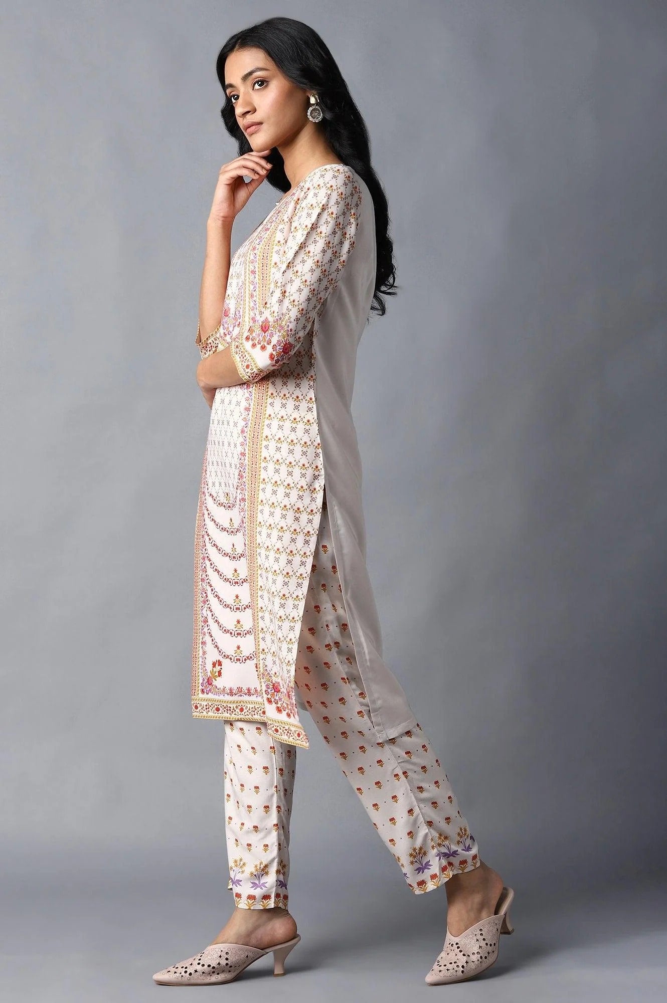 Woman Ecru Floral Printed Kurta W for Woman