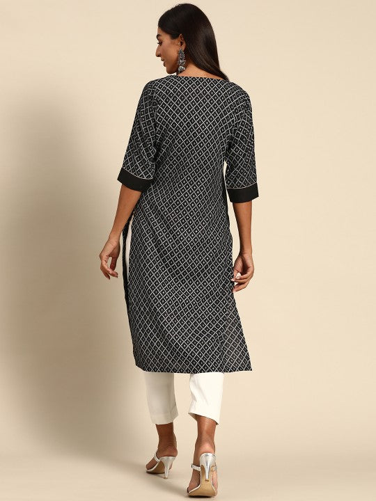 Black Geometric Printed Round Neck Kurta GERUA BY LIBAS