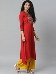 Women Maroon Shekhawati Yoke Design Liva Asymmetric A-Line Kurta RANGRITI
