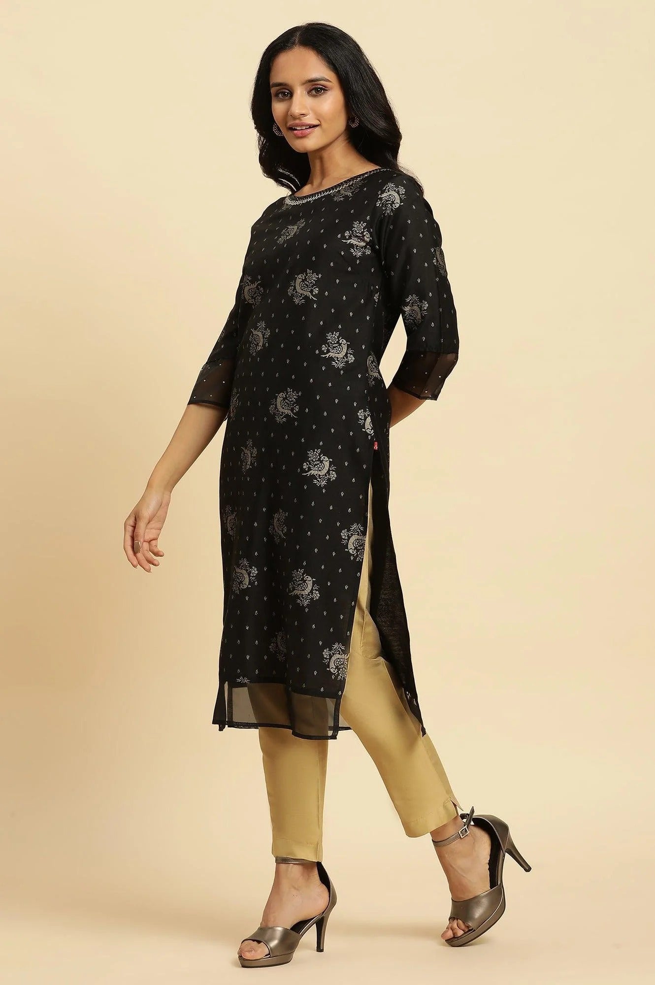 Woman Black Zari Embroidered Festive Kurta W for Woman